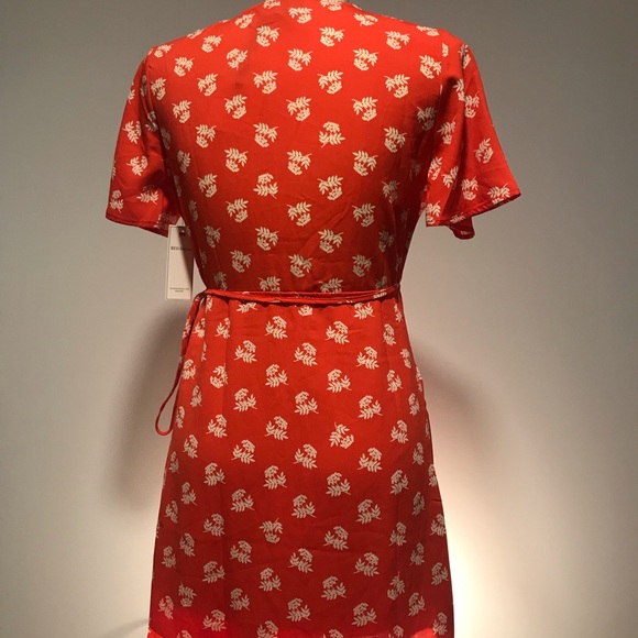 NWT Red Wrap Dress by Dress Forum ▪️sz Large - Picture 4 of 8